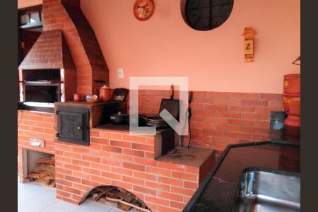 Casa à venda com 311m², 4 quartos e 4 vagas