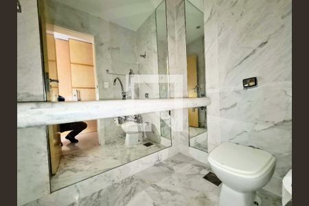 Apartamento à venda com 310m², 4 quartos e 5 vagas