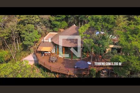 Casa de condomínio à venda com 680m², 5 quartos e 4 vagas