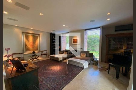 Casa à venda com 1200m², 5 quartos e 15 vagas