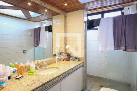 Apartamento à venda com 150m², 4 quartos e 2 vagasBanheiro