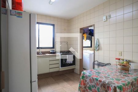 Apartamento à venda com 150m², 4 quartos e 2 vagasCozinha