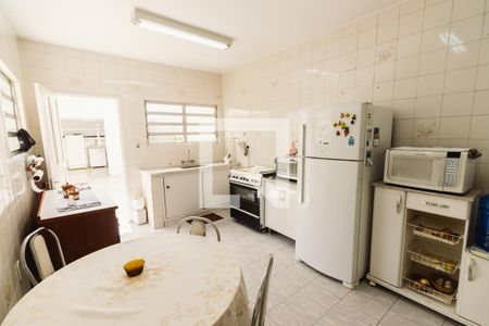 Casa à venda com 210m², 4 quartos e 2 vagasCozinha