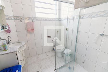 Casa à venda com 210m², 4 quartos e 2 vagasBanheiro 2