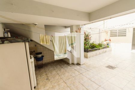 Casa à venda com 210m², 4 quartos e 2 vagasLavanderia