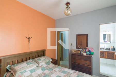 Casa à venda com 277m², 3 quartos e 2 vagasQuarto 1 Suite Casa 2