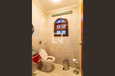 Casa à venda com 145m², 3 quartos e 2 vagas Casa à venda com 145m², 3 quartos e 2 vagasLavabo