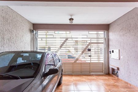 Casa à venda com 145m², 3 quartos e 2 vagas Casa à venda com 145m², 3 quartos e 2 vagasGaragem