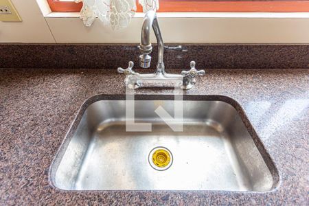 Apartamento à venda com 173m², 3 quartos e 2 vagas Apartamento à venda com 173m², 3 quartos e 2 vagasDetalhe da Cozinha