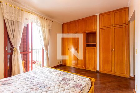 Apartamento à venda com 173m², 3 quartos e 2 vagas Apartamento à venda com 173m², 3 quartos e 2 vagasSuite