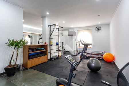 Apartamento à venda com 173m², 3 quartos e 2 vagas Apartamento à venda com 173m², 3 quartos e 2 vagasÁrea comum - Academia