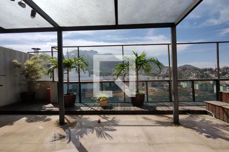 Apartamento à venda com 169m², 3 quartos e 2 vagasCobertura 