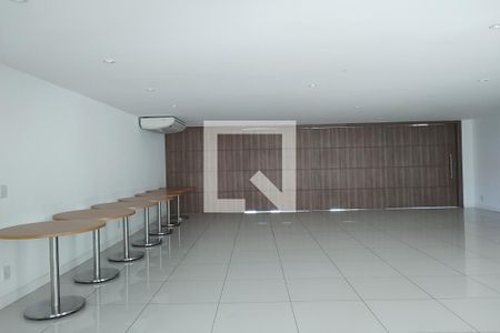 Apartamento à venda com 169m², 3 quartos e 2 vagasÁrea comum - Salão de festas