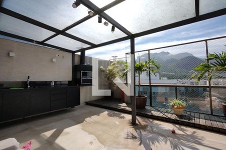 Apartamento à venda com 169m², 3 quartos e 2 vagasChurrasqueira