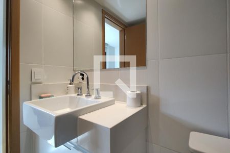 Apartamento à venda com 169m², 3 quartos e 2 vagasBanheiro da Suíte 2