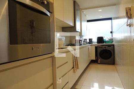 Apartamento à venda com 169m², 3 quartos e 2 vagasCozinha - Armários