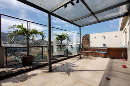 Apartamento à venda com 169m², 3 quartos e 2 vagasCobertura 