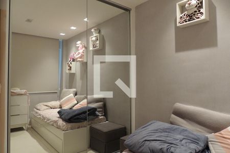 Apartamento à venda com 169m², 3 quartos e 2 vagasQuarto 2 