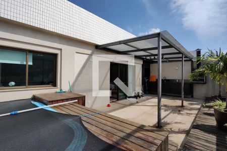 Apartamento à venda com 169m², 3 quartos e 2 vagasPiscina