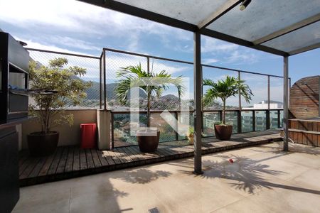 Apartamento à venda com 169m², 3 quartos e 2 vagasCobertura 