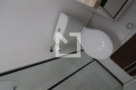 Banheiro  de kitnet/studio para alugar com 1 quarto, 25m² em Santana, São Paulo