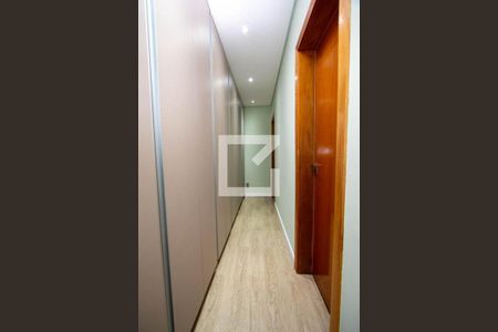 Casa de condomínio à venda com 339m², 4 quartos e 4 vagas Casa de condomínio à venda com 339m², 4 quartos e 4 vagasQuarto 4 - Suíte