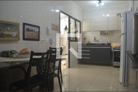 Apartamento para alugar com 210m², 4 quartos e 2 vagasCozinha