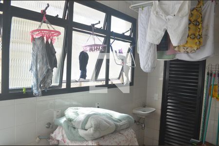 Apartamento para alugar com 210m², 4 quartos e 2 vagasÁrea de Serviço