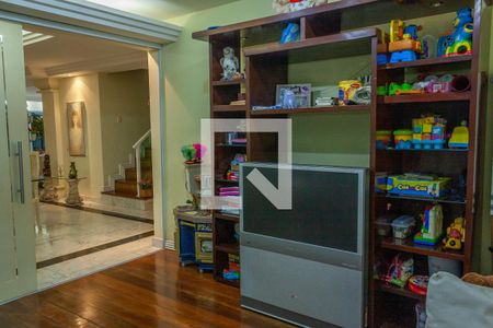 Casa à venda com 400m², 5 quartos e 5 vagas Casa à venda com 400m², 5 quartos e 5 vagasQuarto de brinquedos