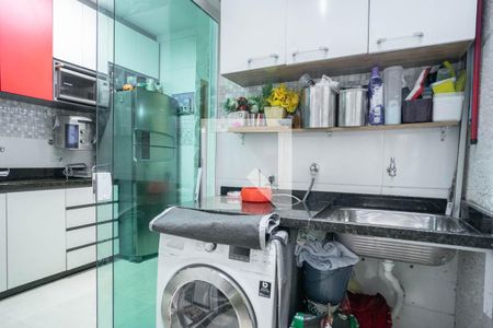 Casa de condomínio à venda com 60m², 2 quartos e 1 vagaÁrea de serviço