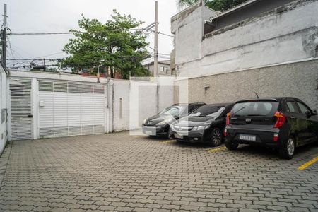 Casa de condomínio à venda com 60m², 2 quartos e 1 vagaGaragem
