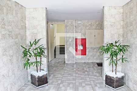 Apartamento à venda com 75m², 2 quartos e 1 vagahall