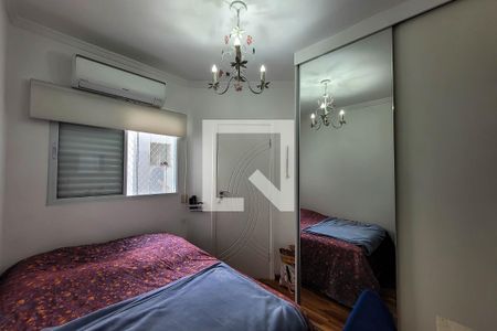 Casa à venda com 241m², 3 quartos e 3 vagas Casa à venda com 241m², 3 quartos e 3 vagasQuarto 1