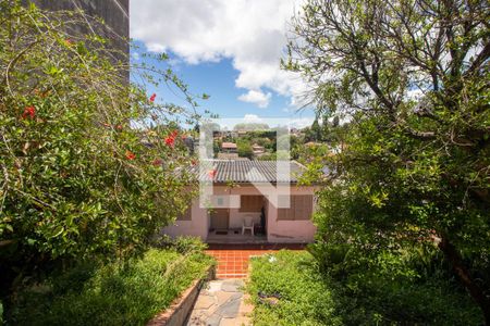Casa à venda com 280m², 3 quartos e 1 vagaterreno - casa fundos