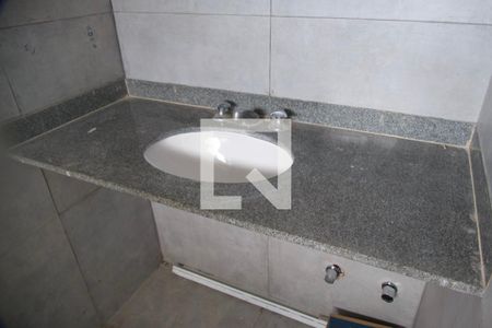 Apartamento à venda com 130m², 2 quartos e 2 vagas Apartamento à venda com 130m², 2 quartos e 2 vagasSuíte banheiro