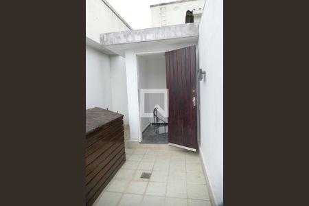 Apartamento à venda com 130m², 2 quartos e 2 vagas Apartamento à venda com 130m², 2 quartos e 2 vagas2 piso piscina