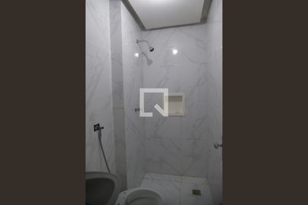 Apartamento à venda com 130m², 2 quartos e 2 vagas Apartamento à venda com 130m², 2 quartos e 2 vagasBanheiro social