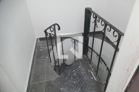 Apartamento à venda com 130m², 2 quartos e 2 vagas Apartamento à venda com 130m², 2 quartos e 2 vagas2 piso piscina