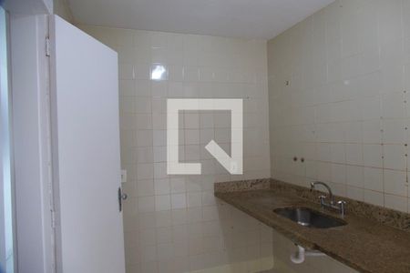 Apartamento à venda com 130m², 2 quartos e 2 vagas Apartamento à venda com 130m², 2 quartos e 2 vagasCozinha