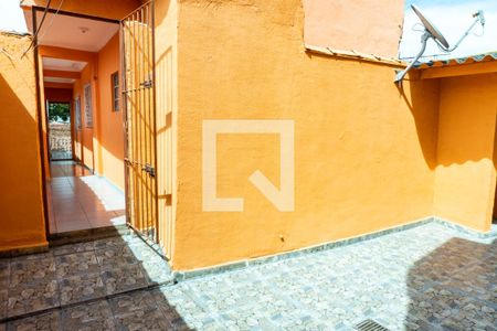 Casa à venda com 50m², 2 quartos e sem vaga Casa à venda com 50m², 2 quartos e sem vagaQuintal