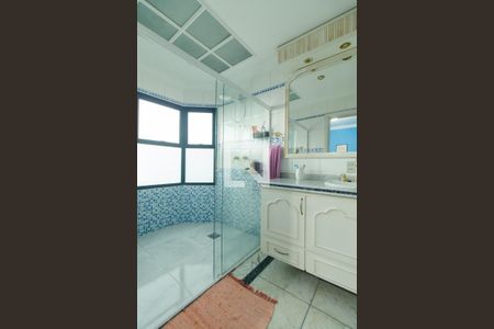 Apartamento à venda com 154m², 3 quartos e 3 vagasBanheiro do quarto 3