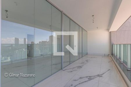 Apartamento à venda com 190m², 4 quartos e 4 vagas