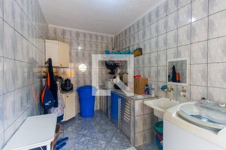 Casa à venda com 250m², 3 quartos e 7 vagas Casa à venda com 250m², 3 quartos e 7 vagasLavanderia