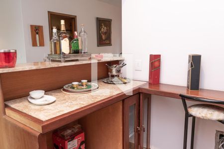 Bar de casa à venda com 5 quartos, 677m² em Jardim Santa Mena, Guarulhos