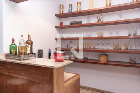 Bar de casa à venda com 5 quartos, 677m² em Jardim Santa Mena, Guarulhos