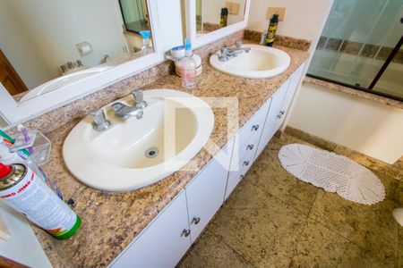 Apartamento à venda com 182m², 4 quartos e 3 vagas Apartamento à venda com 182m², 4 quartos e 3 vagasBanheiro do quarto 1