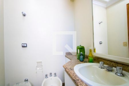 Apartamento à venda com 182m², 4 quartos e 3 vagas Apartamento à venda com 182m², 4 quartos e 3 vagasBanheiro do quarto 2