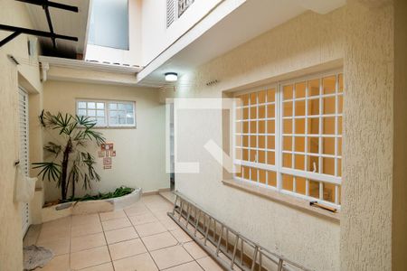 Casa à venda com 180m², 3 quartos e 3 vagas Casa à venda com 180m², 3 quartos e 3 vagasÁrea de serviço