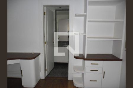 Apartamento à venda com 289m², 4 quartos e 4 vagas