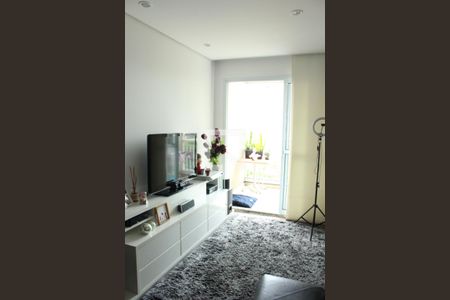 Sala de apartamento para alugar com 3 quartos, 90m² em Vila Santo Estefano, São Paulo